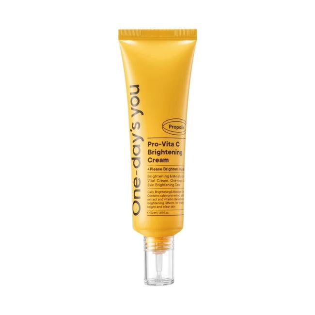 Un día, una crema bruta pro-Vita-C es un día.